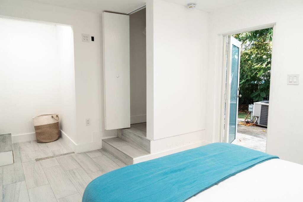 فيلا Luxury Retreat 3B ,2Ba Pool , Coral Gables Center ميامي المظهر الخارجي الصورة
